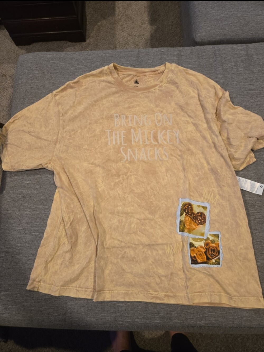 Disney Men’s Beige Graphic Tee – “Bring On The Mickey Snacks”